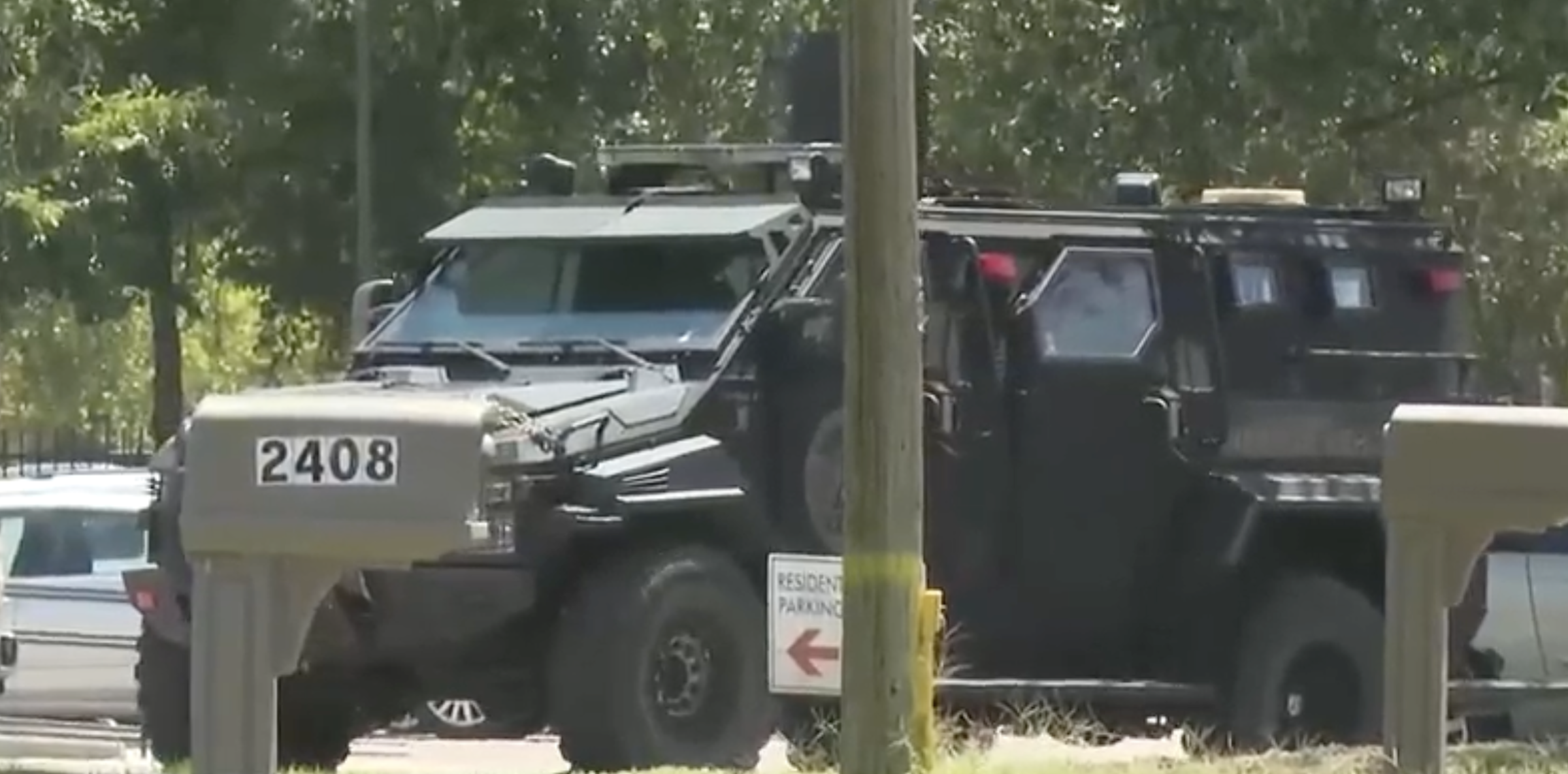 SWAT team on the scene Tuesday afaernoon-photo courtesy KWCH
