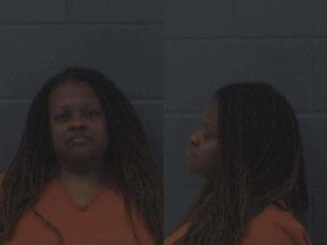 Elizabeth Jones, Battery; Criminal threat; Cause terror, evacuation or disruption, arrested 08/12