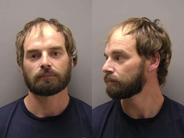 DERR KEVIN AGG FLEEING NO BOND