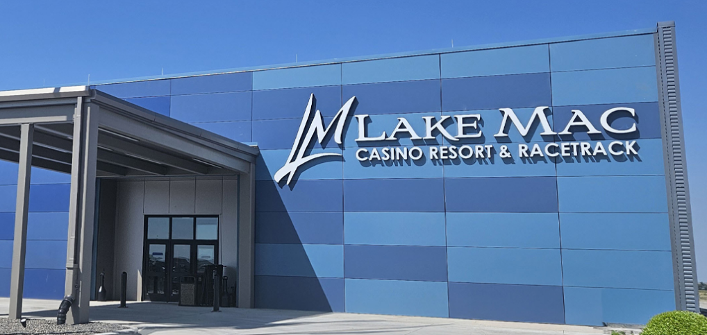 Lake Mac Casino Resort &amp; Racetrack in Ogallala