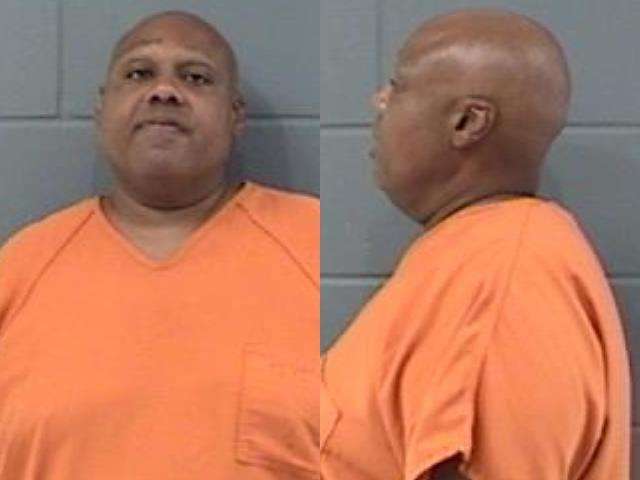 Dedric Riser, Criminal trespass, arrested 08/24