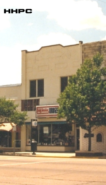 Monarch - Self Service Drugs - 25 N. Main - Aug. 1988. Courtesy of the Conard-Harmon Collection.