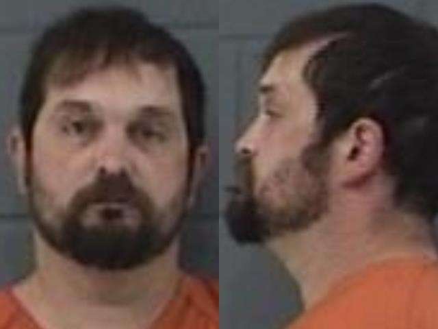 Derek Brown, Battery on LEO; Physical contact with county or city officer on duty; Ignition interlock device, Operate a car without a required device; Driving under the influence (4th or subsequent conviction); Theft > $1,500 < $25,000 pocket picking, arrested 08/25