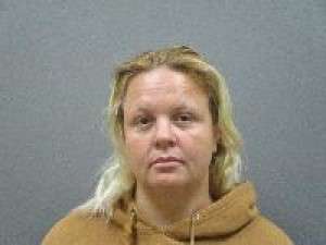 <b>Trisha Tatlow - Shoplifting</b><b></b>