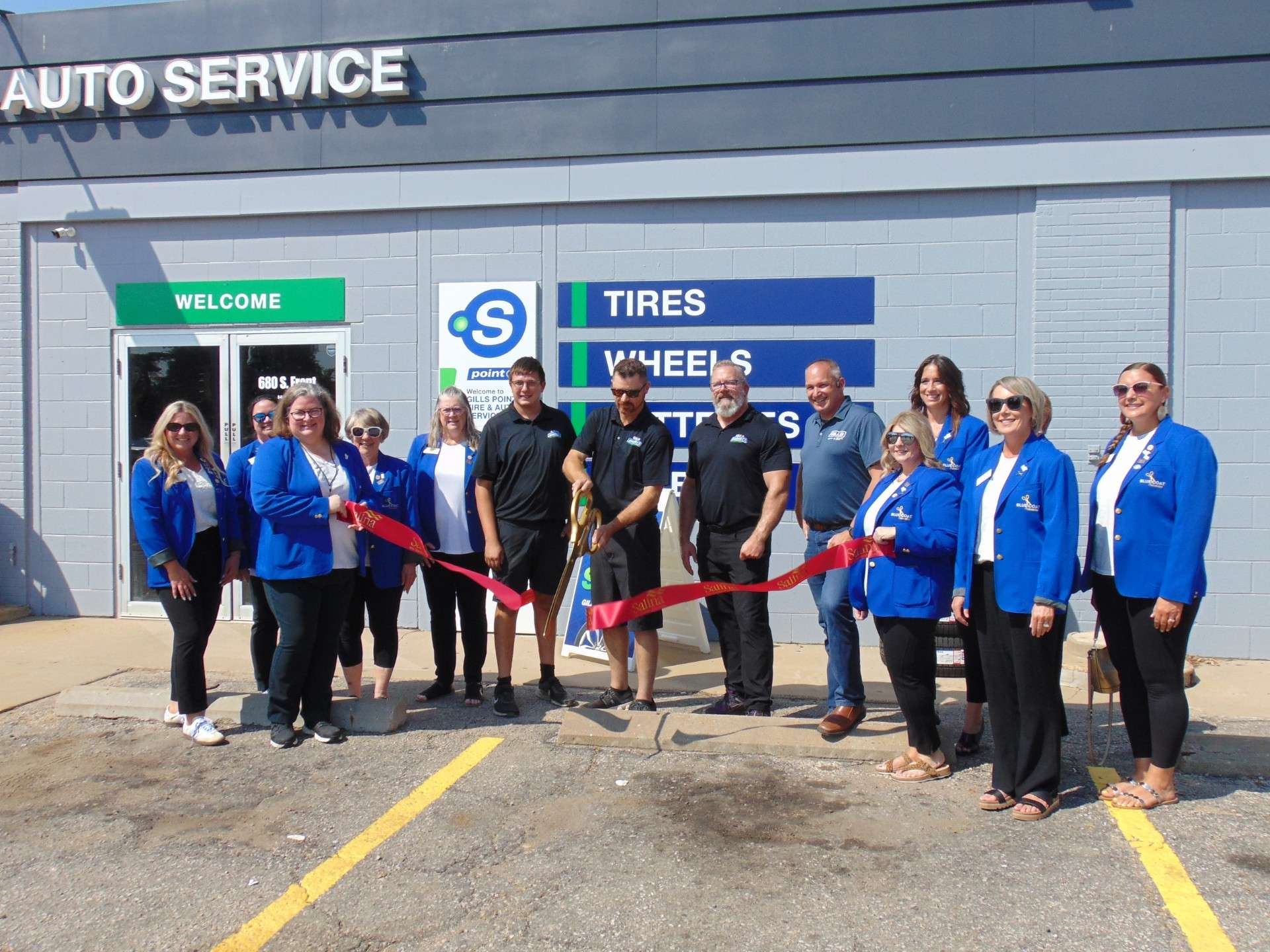 Gills Point S Tires cuts the ribbon for their grand opening with the Salina Area Chamber of Commerce on Wednesday, September 3. Photo by Jacob Brown 
