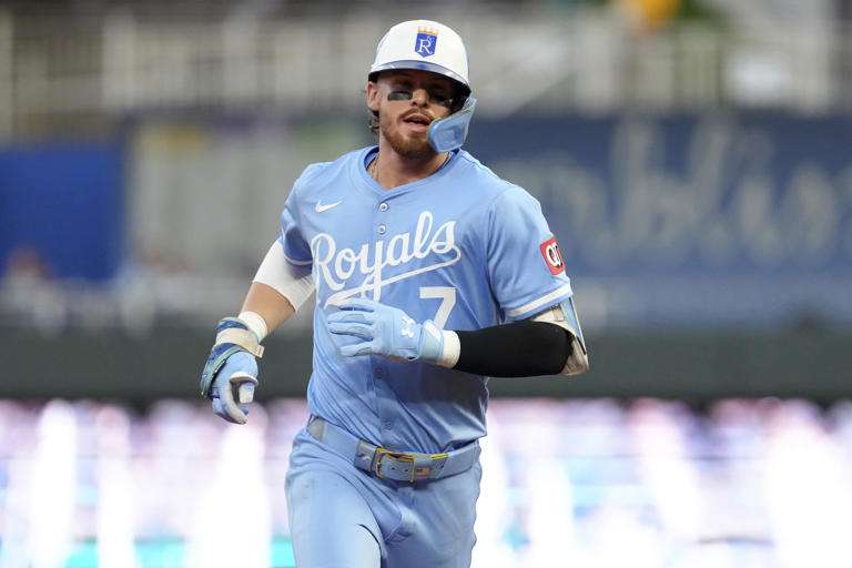 Kansas City Royals' Bobby Witt Jr. runs the bases after hitting a home run in the fourth inning against the Toronto Blue Jays during a baseball game Saturday Sept. 20, 2025, in Kansas City, Mo. (AP Photo/Ed Zurga)