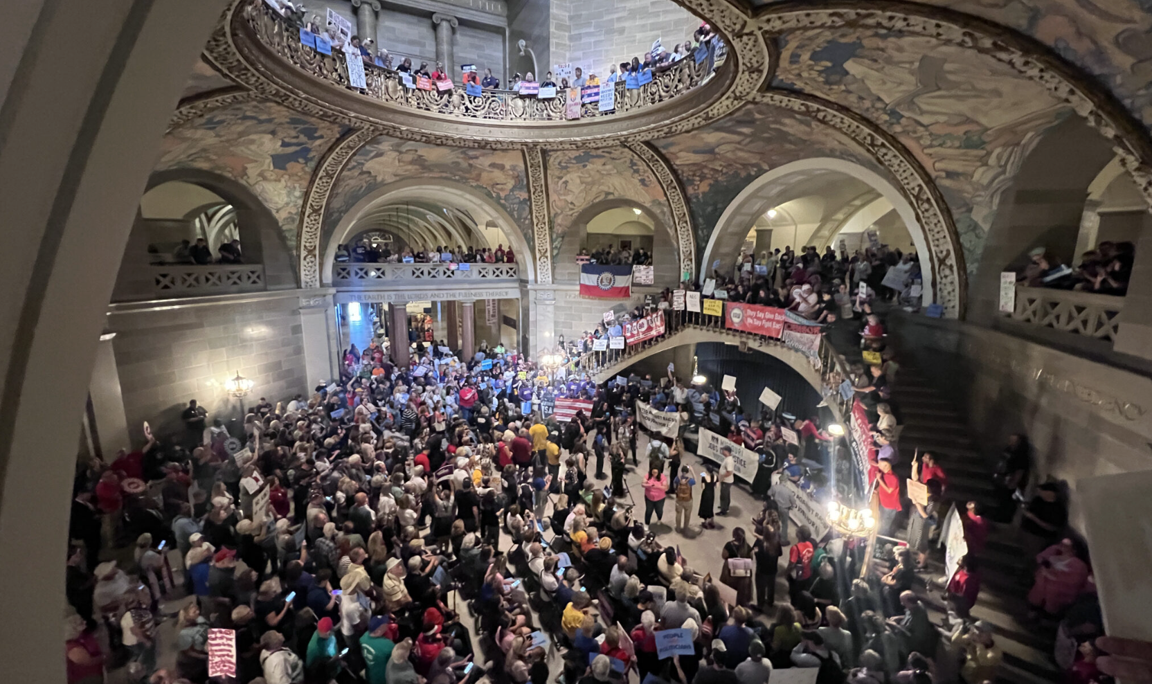 Protesters filled the Missouri Capitol rotunda Sept. 10 in opposition to the gerrymandered congressional district map awaiting Gov. Mike Kehoe’s signature (Annelise Hanshaw/Missouri Independent).