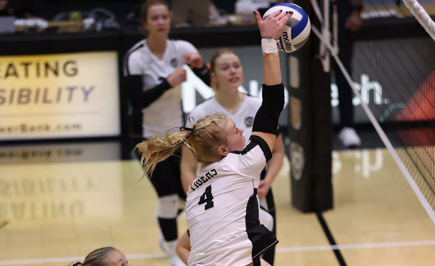 Fort Hays State setter Caaya Reyes attempts an attack against Central Missouri on Saturday, September 27, 2025 in Hays, Kan. (FHSU Athletics photo/Parker Nisbeth)