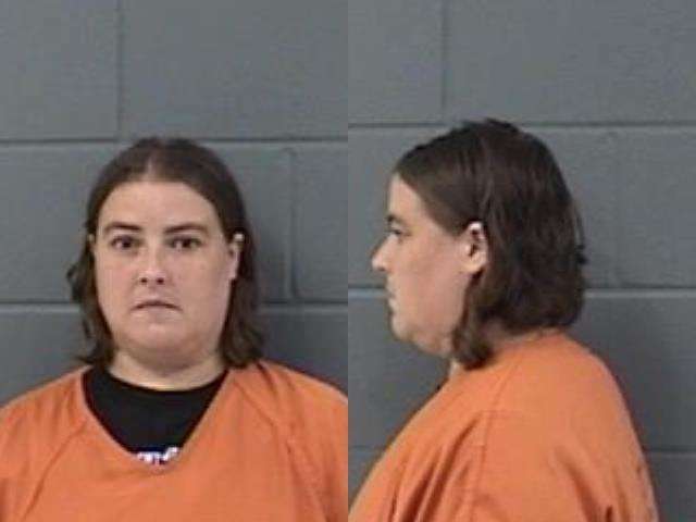Sara Burgess, Domestic battery, arrested 09/29