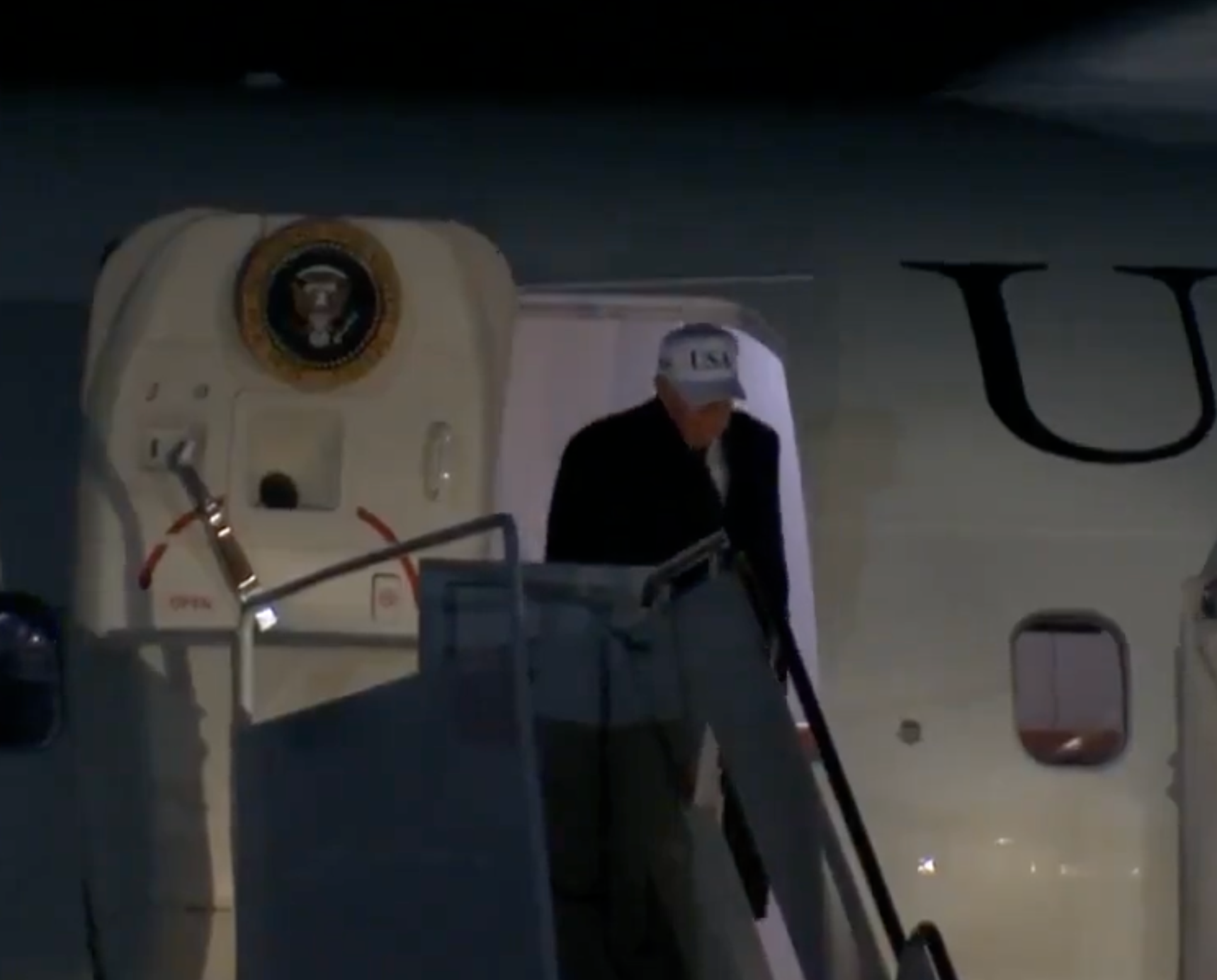 President Trump’s motorcade forced to reroute due to ‘suspicious object’