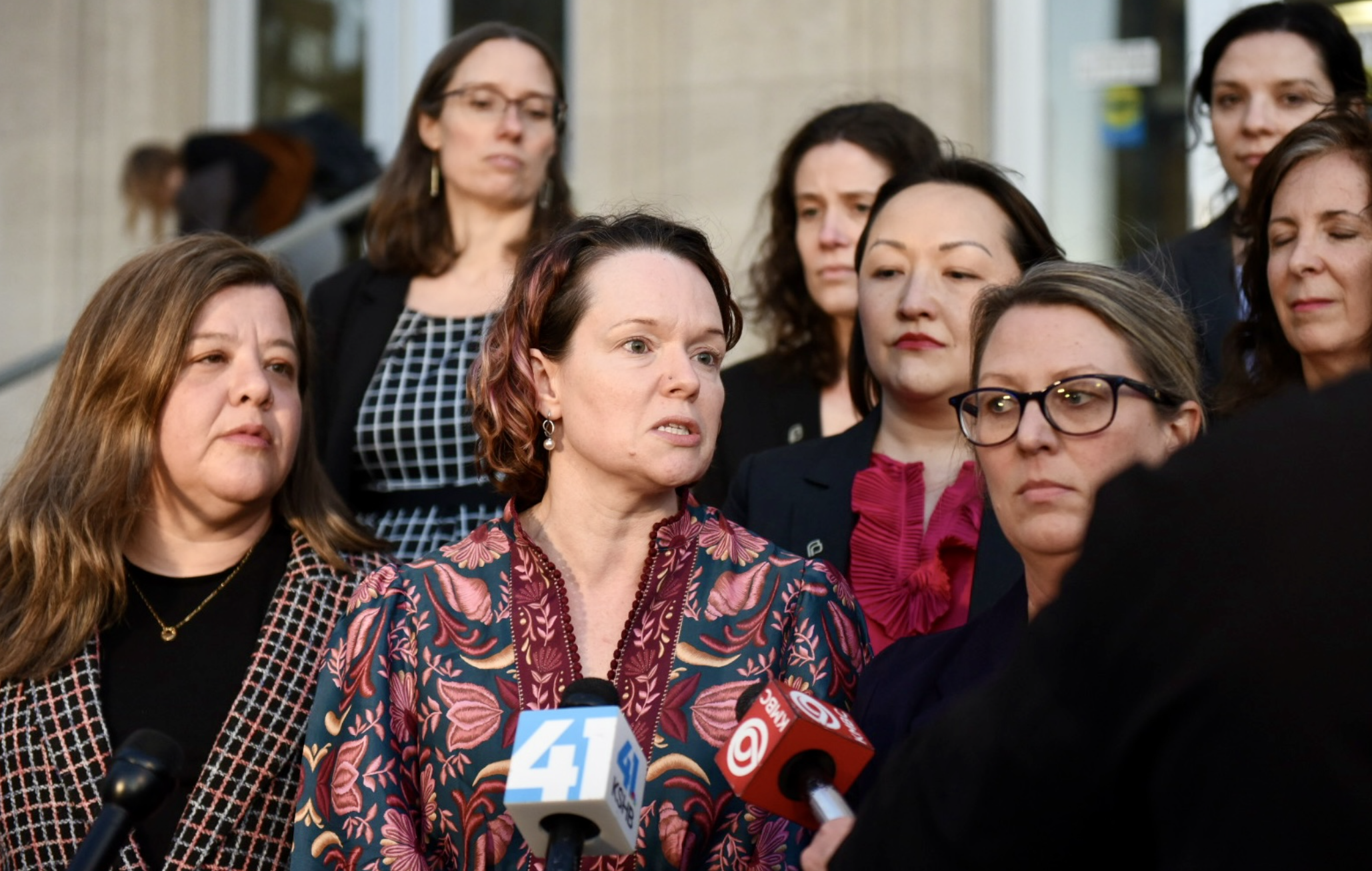  Dr. Margaret Baum (center), chief medical officer with Planned Parenthood Great Rivers, speaks to reporters following the opening day of a trial litigating Missouri’s abortion regulations on Monday, Jan. 12, 2025, in front of the Jackson County courthouse in Kansas City (Anna Spoerre/Missouri Independent).