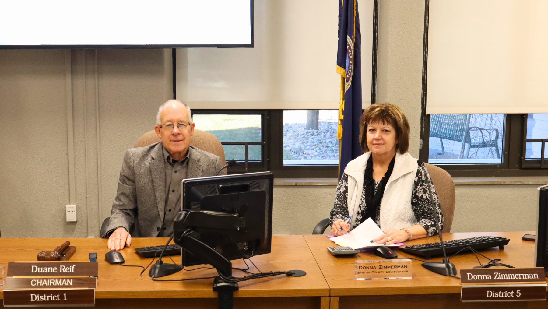 Newly appointed 2026 Commission Chairman Duane Reif and Pro Tem Donna Zimmerman following their appointment by the Barton County Commission.