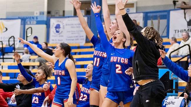 The No. 20-ranked Blue Dragon women's basketball team plays host to Fort Hays Tech Northwest at 2 p.m. Saturday in the Sports Arena (Sydney Holzrichter/Blue Dragon Sports Information)