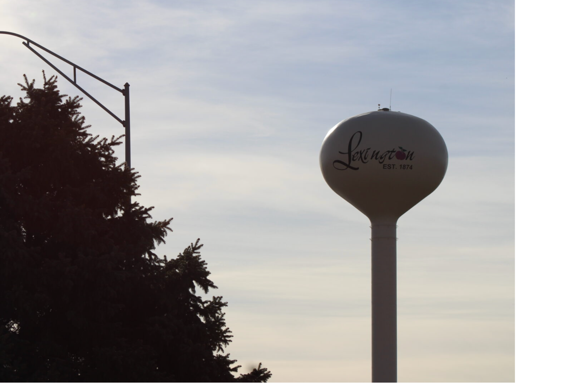  A Lexington water tower on Dec. 9, 2025. (Juan Salinas II/Nebraska Examiner)