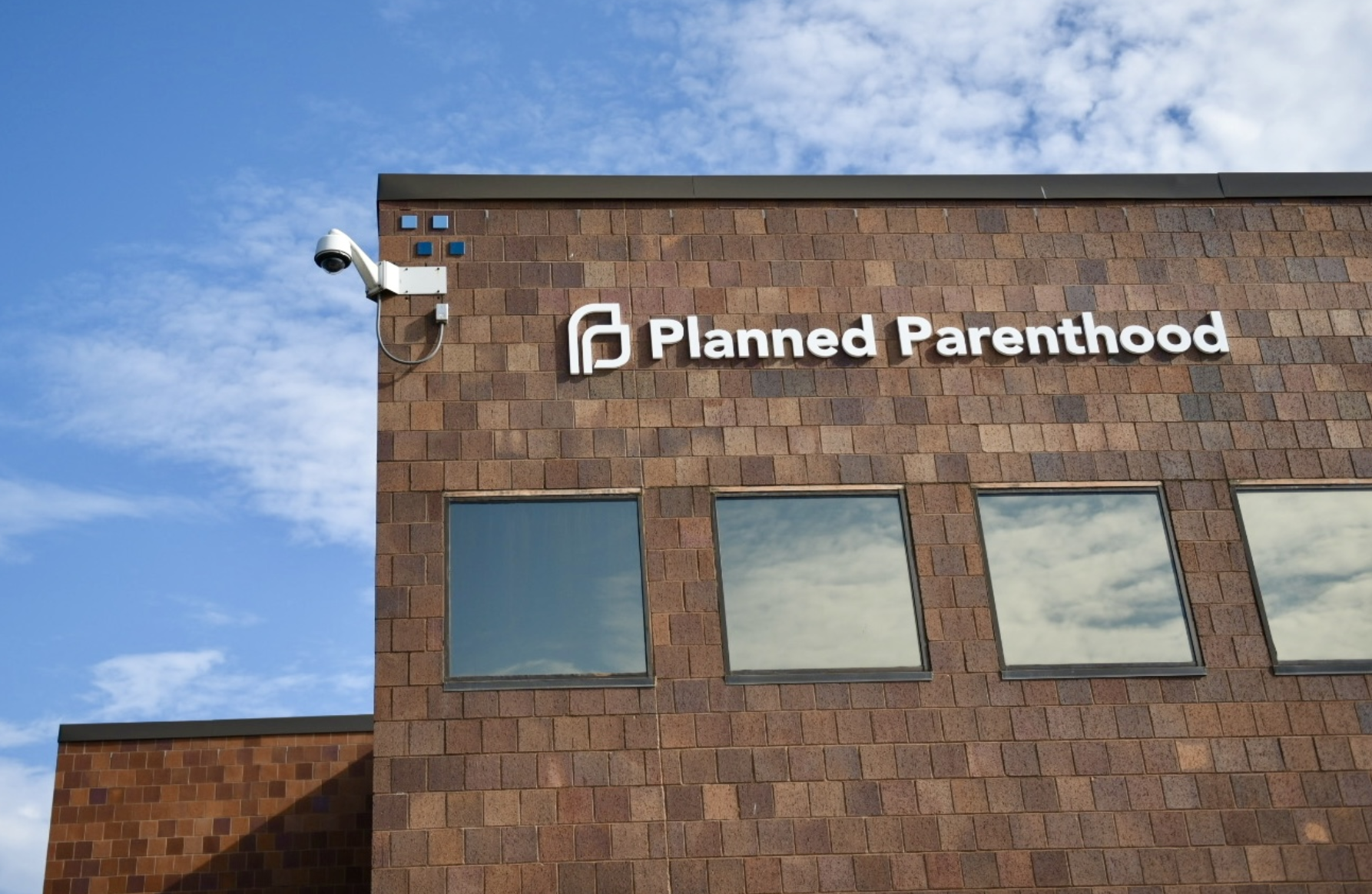  The Planned Parenthood Great Plains office in Overland Park, Kansas, is pictured in June 2024 (Anna Spoerre/Missouri Independent).