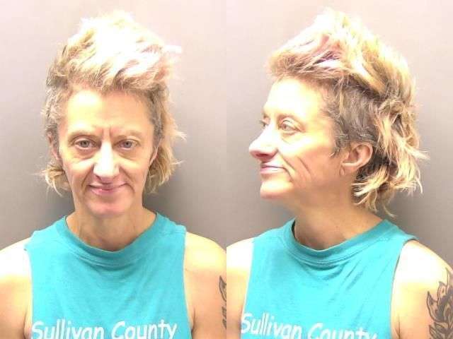 HOLDER ANDREA TRESPASS 5000 BOND