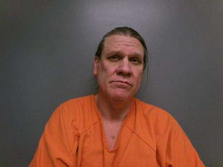 <b>Scottie Hodtwalker - Possession of Deadly Weapon, Shoplifting Over $500, Driving Under Revocation, Buffalo County Warrant</b>