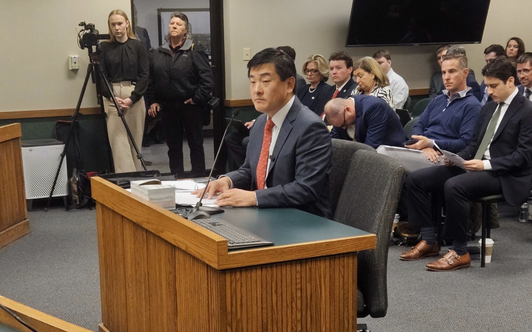 Missouri House Speaker Jon Patterson, R-Lee’s Summit, presents his proposal for a statewide vote on eliminating the income tax Wednesday to the House Commerce Committee (Rudi Keller/Missouri Independent).