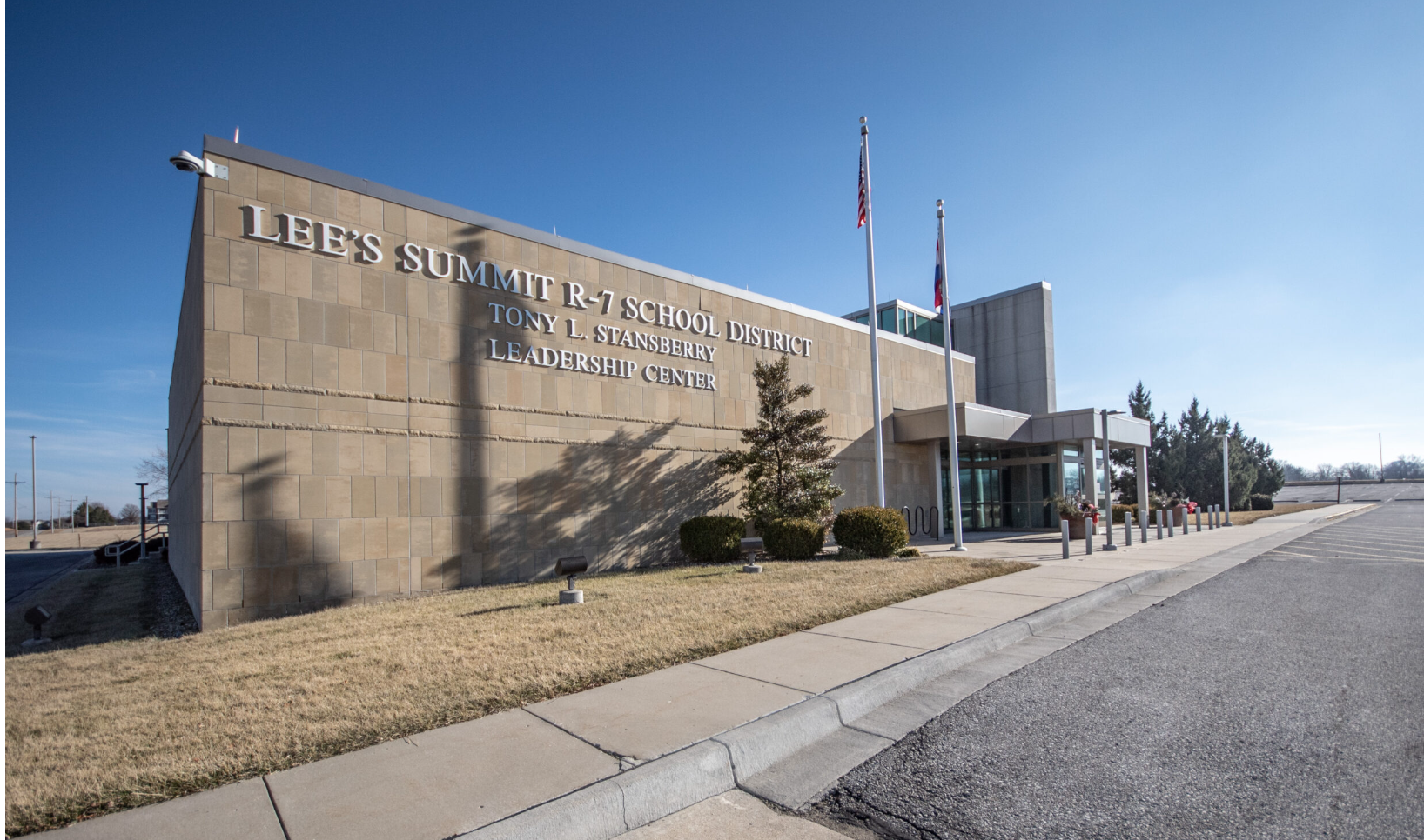 Lee’s Summit R-7 School District’s Tony L. Stansberry Leadership Center, as photographed December 30, 2022 (Annelise Hanshaw/Missouri Independent).