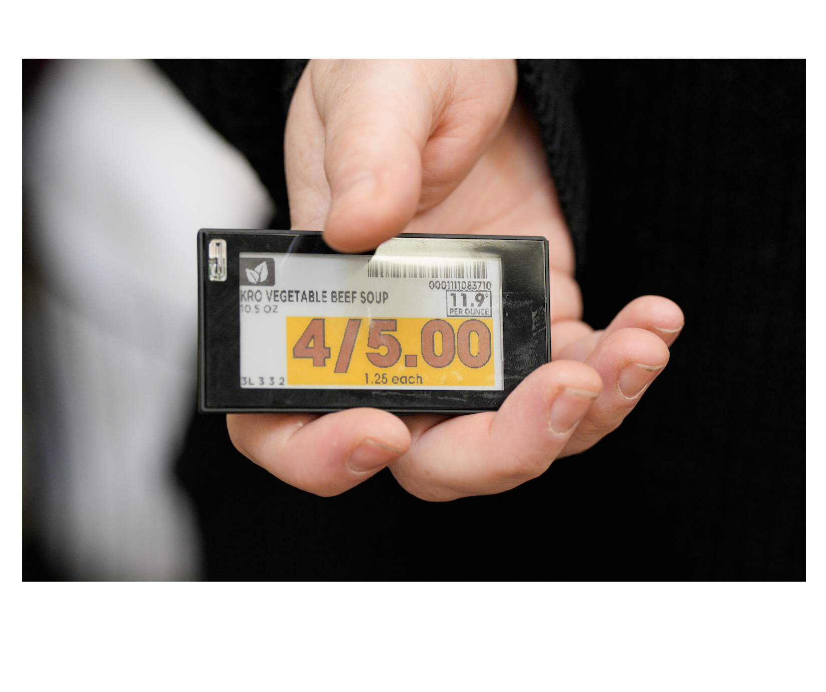 FILE - An electronic price tag is displayed at a Kroger grocery store Nov. 13, 2024, in Monroe, Ohio. (AP Photo/Jeff Dean, File)