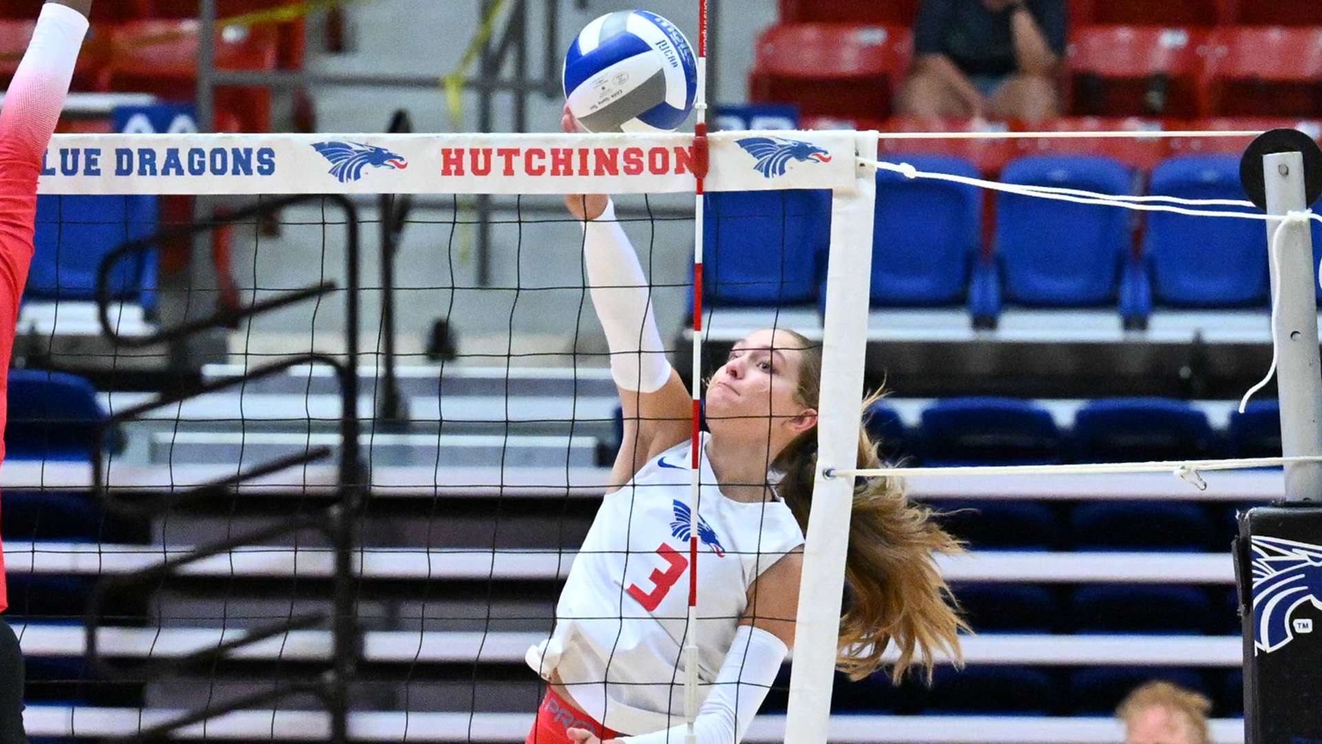 Freshman Kelsi Maier came off the bench to post career highs of 15 kills and six digs to lead a Blue Dragon comeback as Hutchinson defeated Butler in five sets on Thursday in El Dorado. (Andrew Carpenter/Digital Fox Photography)