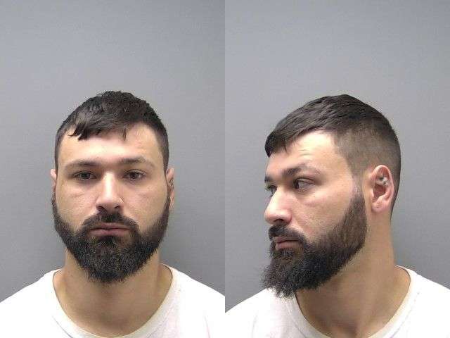 SAUNDERS AUSTIN AGG FLEEING NO BOND