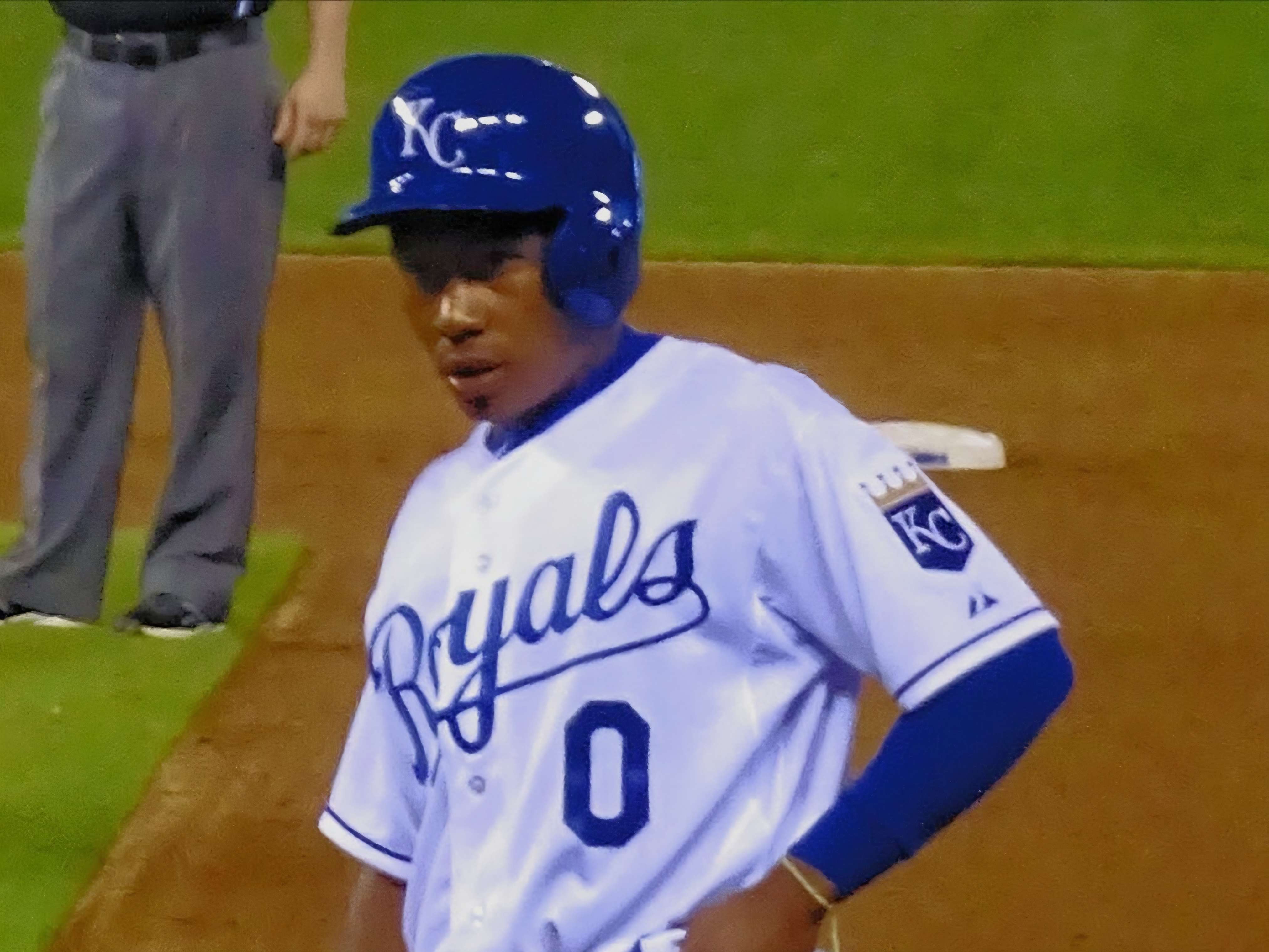 Terrance_Gore_pinch_running_for_the_Kansas_City_Royals_on_September_1, _2015_(Cropped)