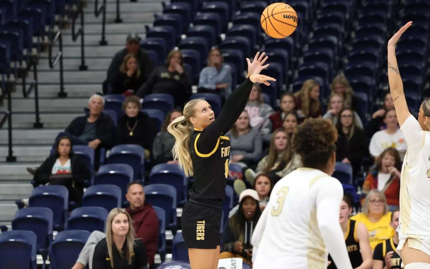 Ellie Stearns (FHSU Athletics photo/Edward Jacobs Jr.)