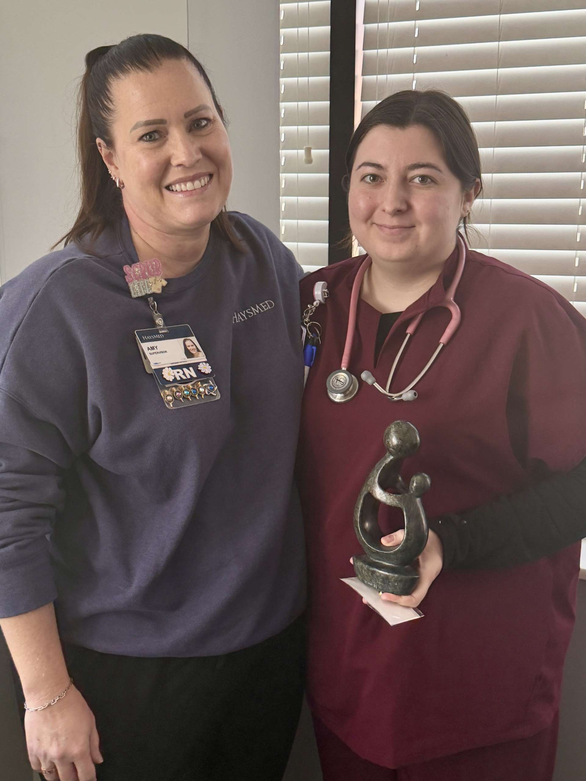 From left to right: Amy George (nominator) and Lyndsey Day, DAISY Award recipient. Photo courtesy HaysMed