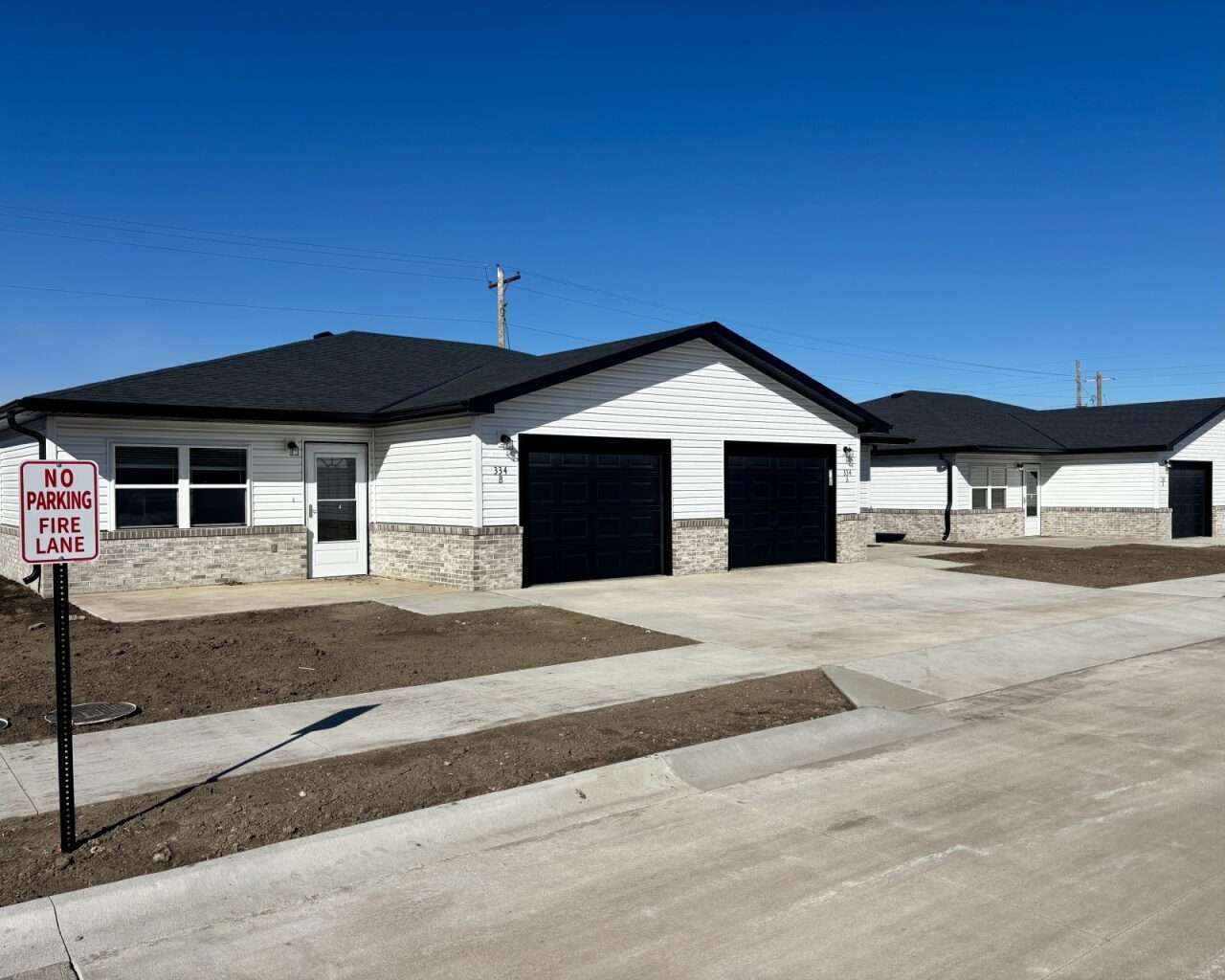 A Flintwood Senior Housing duplex with two units side by side. Photo by Tony Guerrero/Hays Post