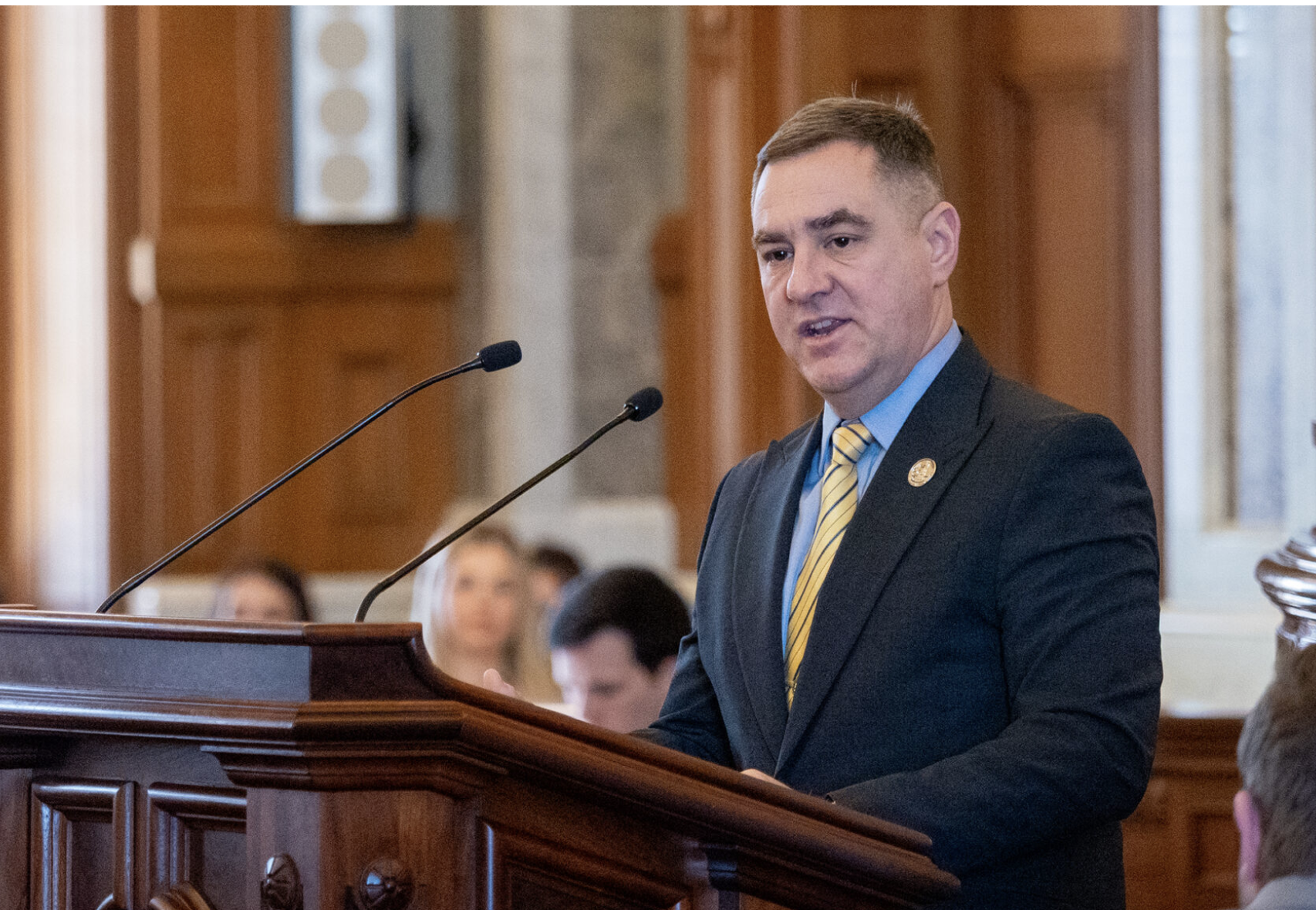 Kansas House passes election bills targeting noncitizens, advanced voting