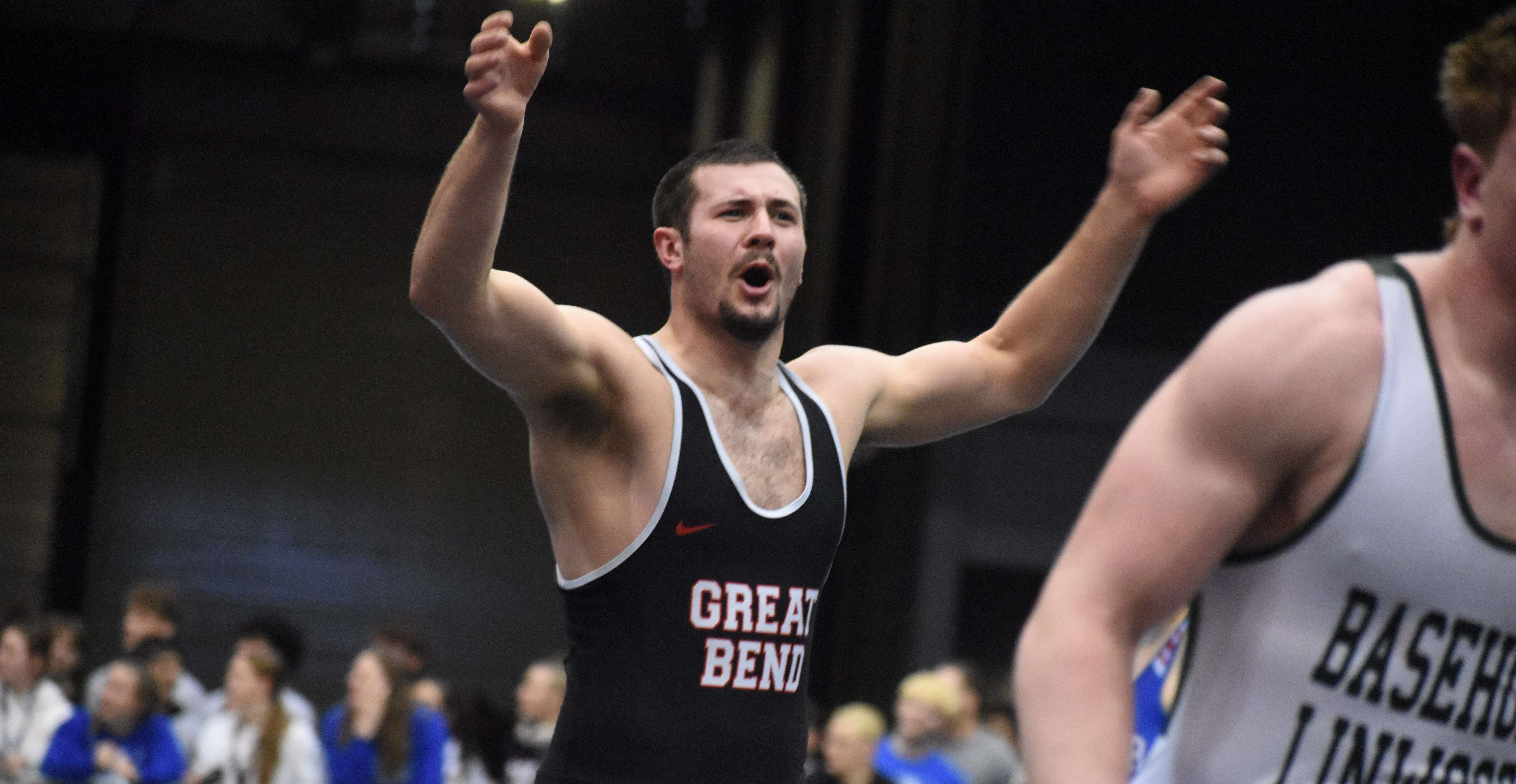 Great Bend High School senior Trenton Kern defeated Basehor-Linwood sophomore Gavin Mitchell 9-3 for the Class 5A state championship at 215 pounds Saturday in Park City.