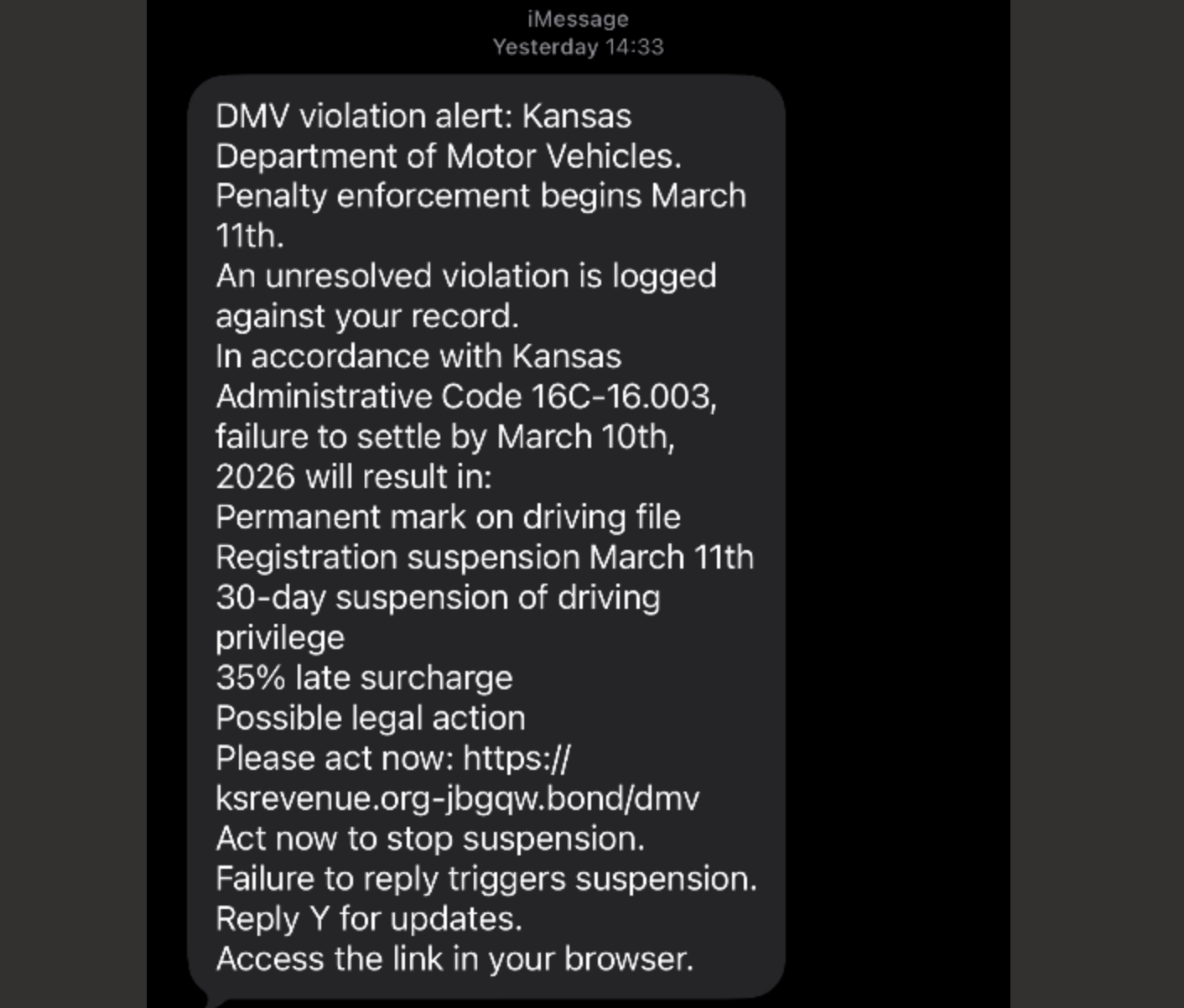 -An example of the fraudulent text message threatening license suspension - image from the DA's office