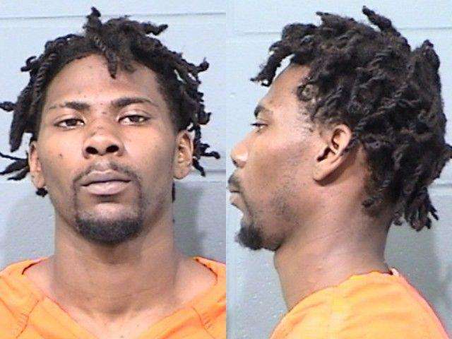 Traveunta Wilbourn, Bond violation, arrested 03/06