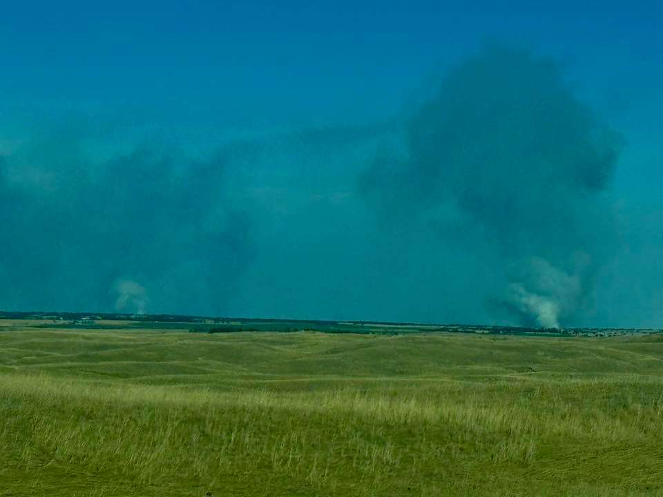 Cottonwood Fire looking east from Highway 83 about 20 miles south of North Platte, Ne. The smoke was from day 8 of the 2026 Nebraska Wildfire outbreak. Not new fires, but crews working within containment lines. (North Platte Post)