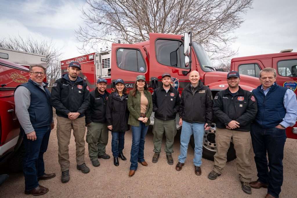 Rep. Adrian Smith, Sen. Deb Fischer, U.S. Ag Secretary, Sen. Pete Ricketts, and Gov. Jim Pillen with area fire crews on the western Nebraska wildfires in March 2026. (Office of Senator Pete Ricketts)