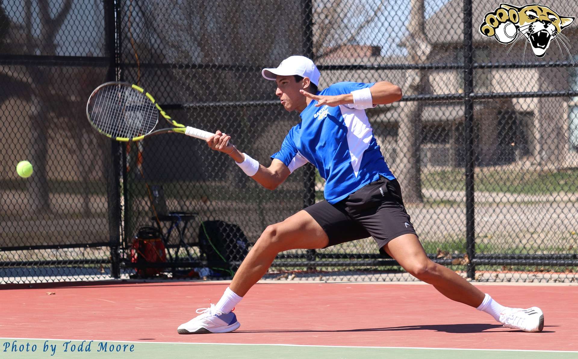 photo by Todd Moore/Bartonsports.com