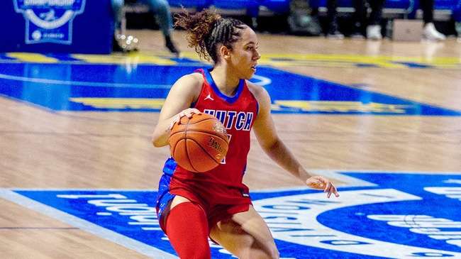 Whitney Brown and the No. 13-seeded Blue Dragon women's basketball team will take on No. 5-seed Clarendon at 2:30 p.m. on Saturday in the NJCAA Division I Women's Basketball Tournament quarterfinals at Towsley Law Arena in Lake Charles, LA. (Sydney Holzrichter/Blue Dragon Sports Information)