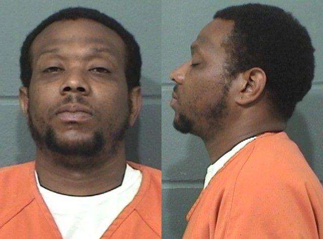 Antwan Frost, Outside warrant, arrested 04/05