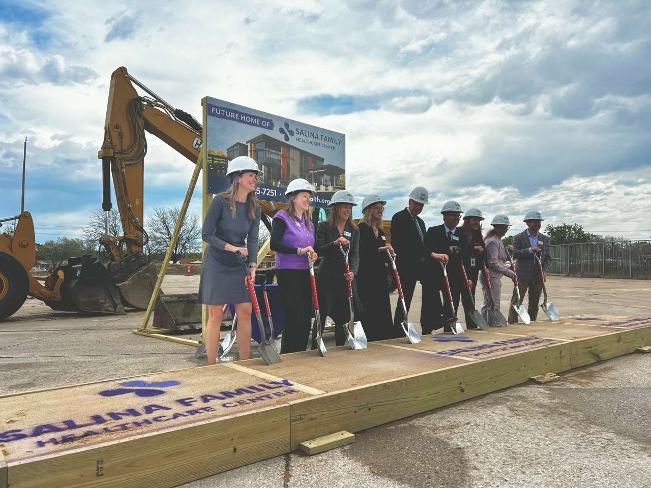 Thursday afternoon, local leaders, Salina Family Healthcare Center board members and staff, along with U.S. Senator Jerry Moran (R-Kansas) gather to celebrate the groundbreaking a $60 million brand new facility on 1001 Edison Pl. in Salina, KS - Photo, Nicolas Fierro