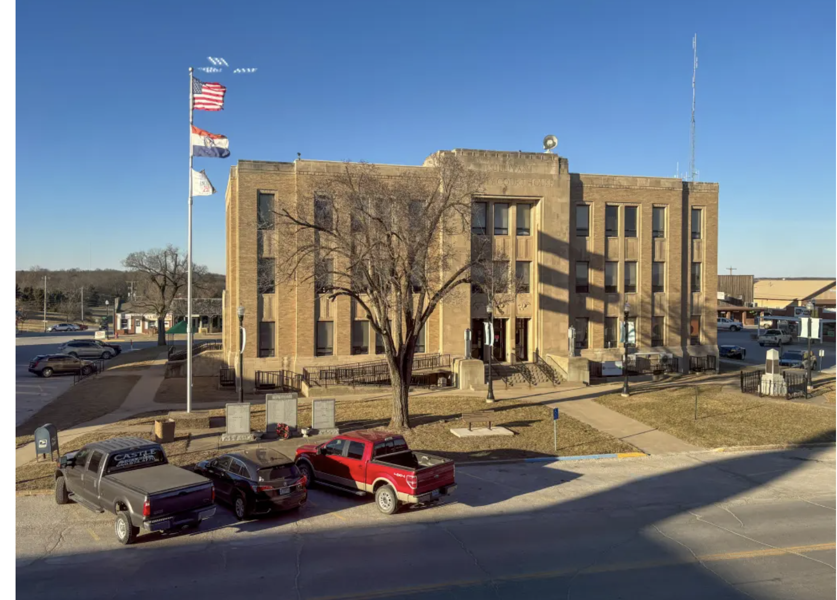 Milan, in north-central Sullivan County, is a community shaped in part by immigration. About 46% of residents identify as Latino, and more than 28% were born outside the United States. Downtown Milan seen here on Feb. 27, (Mónica Cordero, Investigate Midwest).