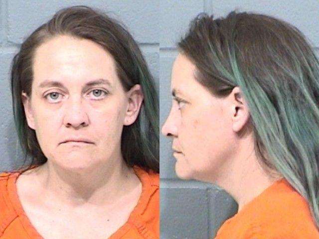 Stephanie Munk-Adair, Cancelled/suspended/revoked driver's license; Interference with LEO; Obstruct/resist/oppose misdemeanor warrant service or execution, arrested 04/13