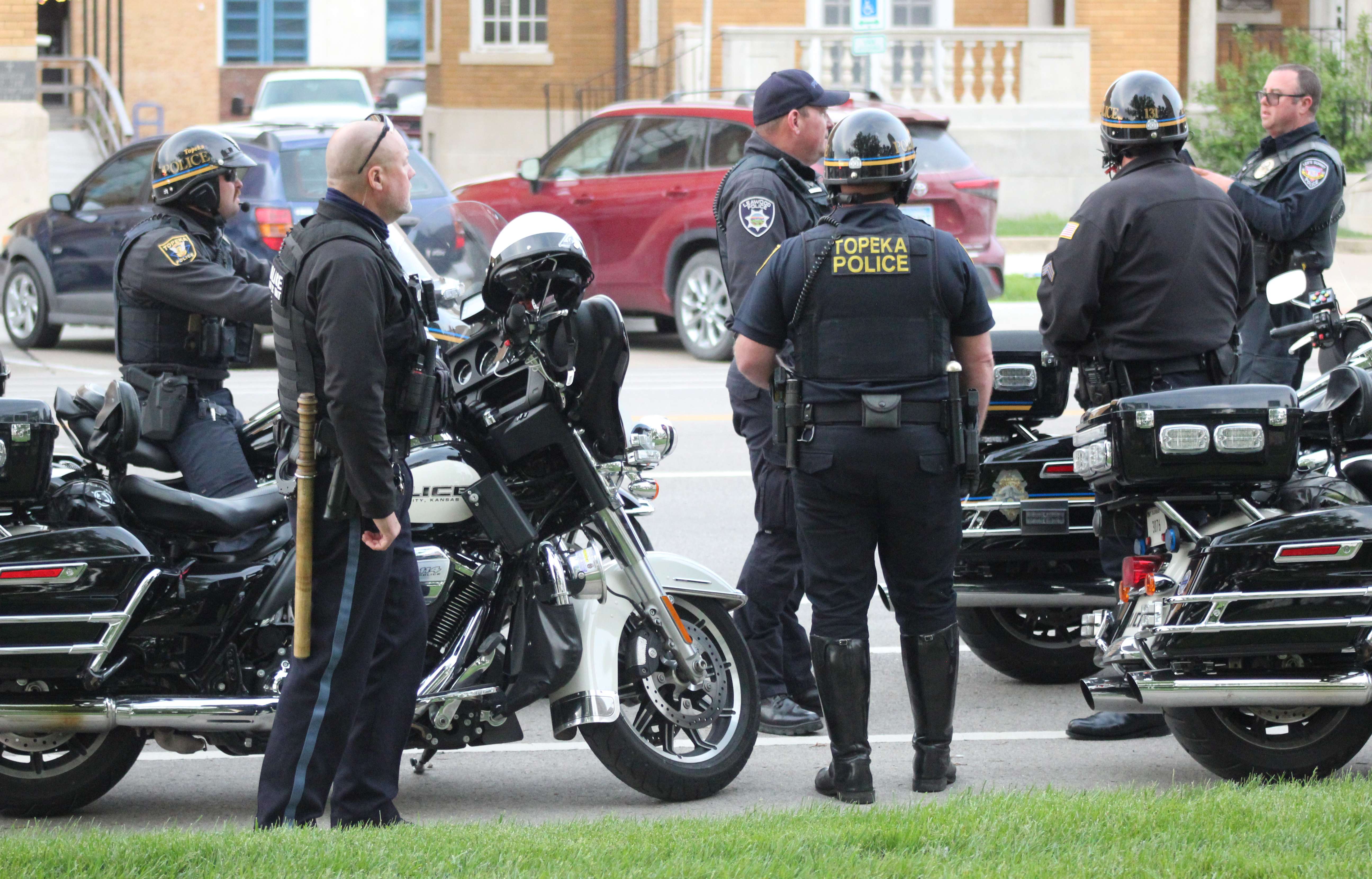 Motorcycle officers from various Kansas departments escorted the bike riders unto the Capitol grounds.&nbsp;Photo by Cristina Janney/Hays Post