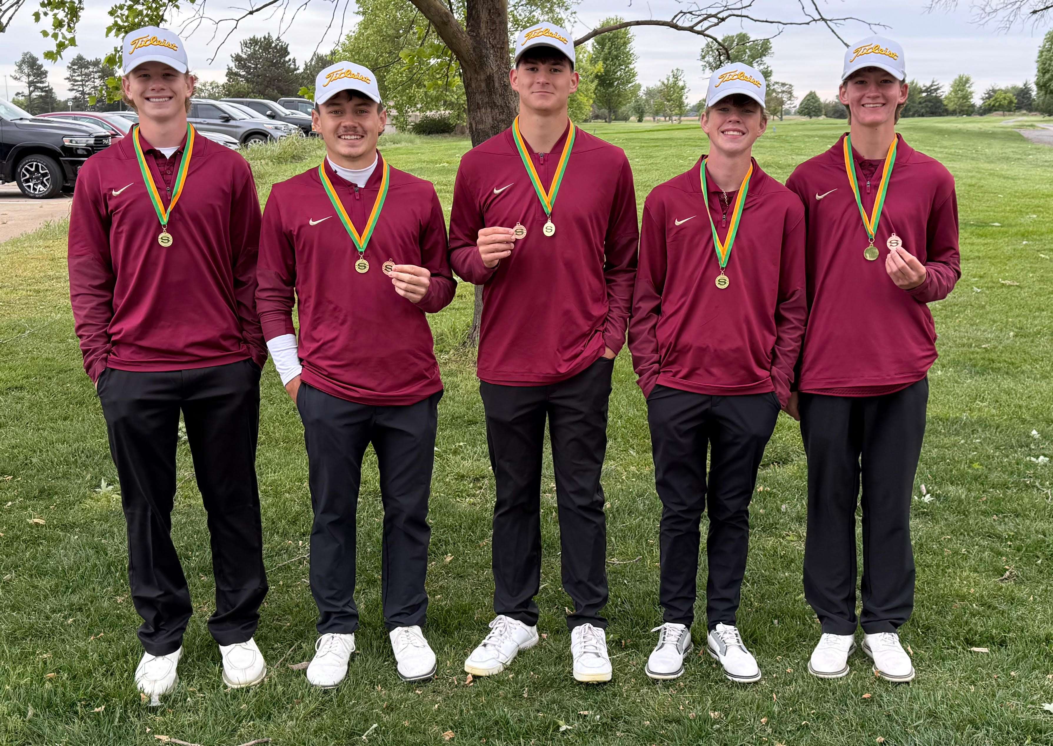 The Hays High boys golf team placed three in the top 10 and won the Salina South Invitational by seven strokes on Tuesday, May 5, 2026 in Salina, Kan. (HHS photo)