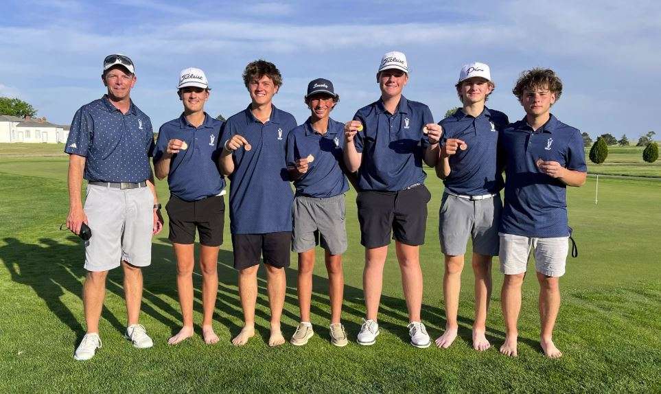 The TMP boys finished 3rd as a team Thursday at the MCL golf tournament in Hays. Courtesy TMP-Marian