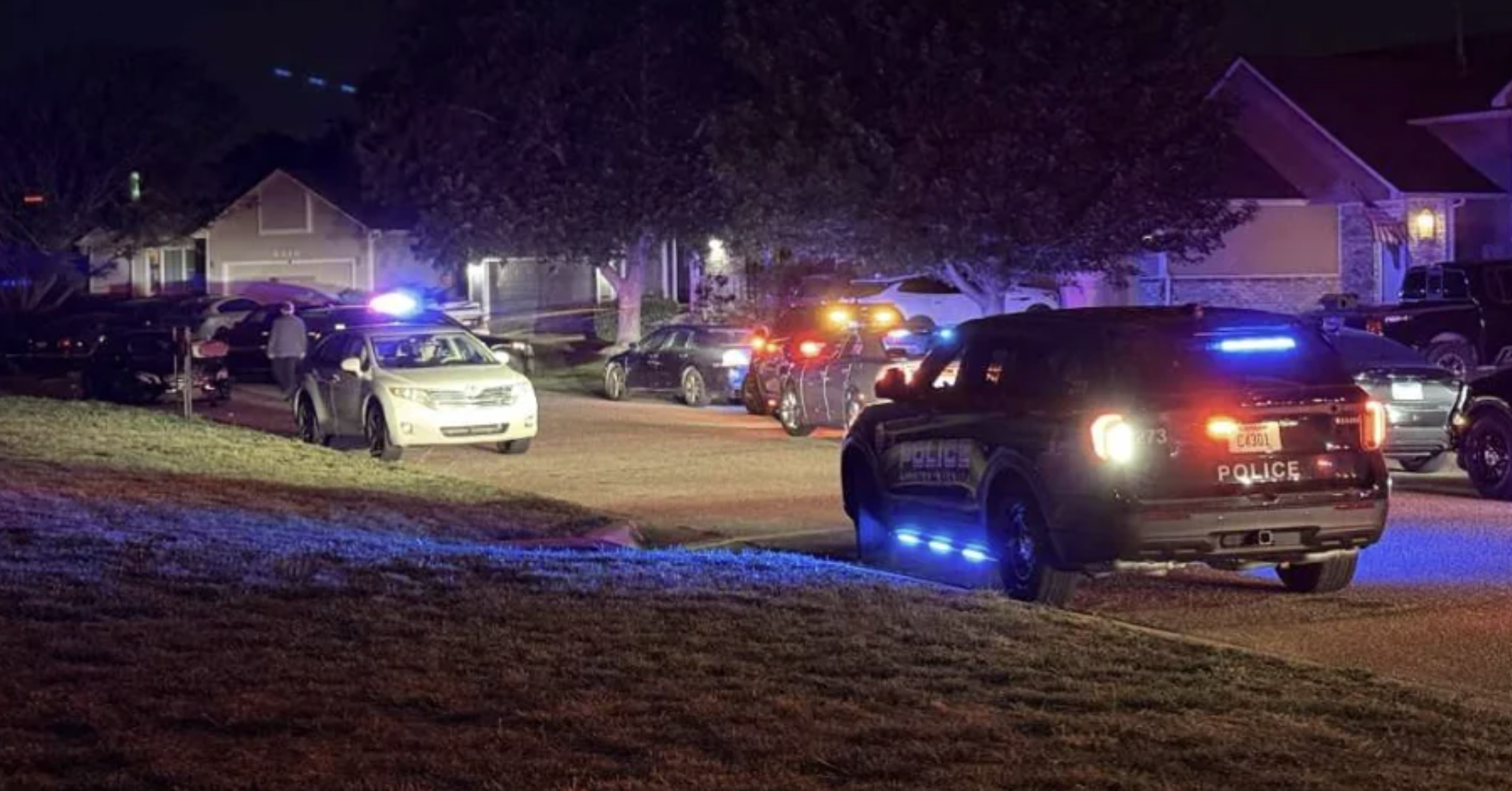 Police: Mass shooting during party at Kansas home
