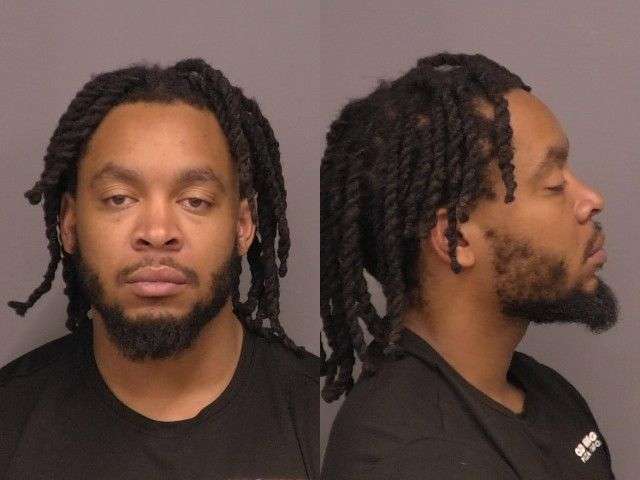 Darrett,Christian Anthony (28)