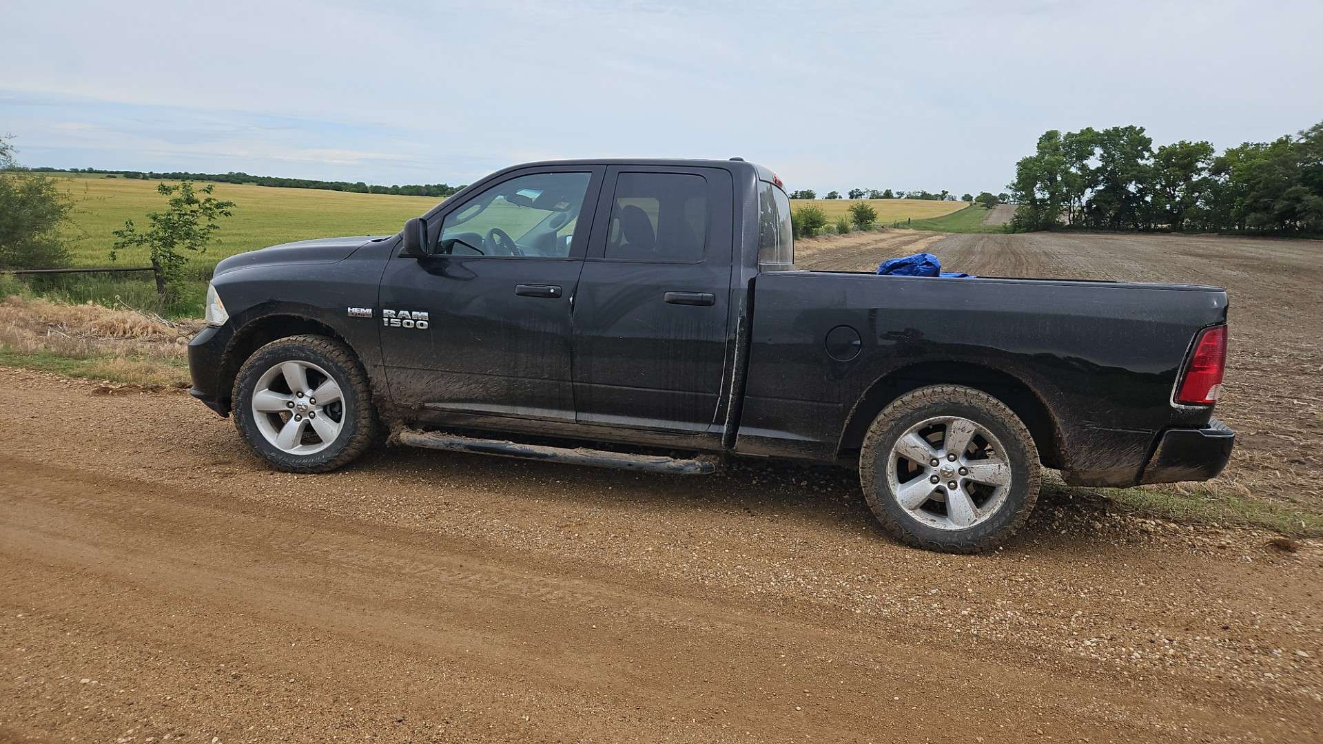 Black 2013 Dodge Ram found abandoned - Photo, Saline County Sheriff's Office