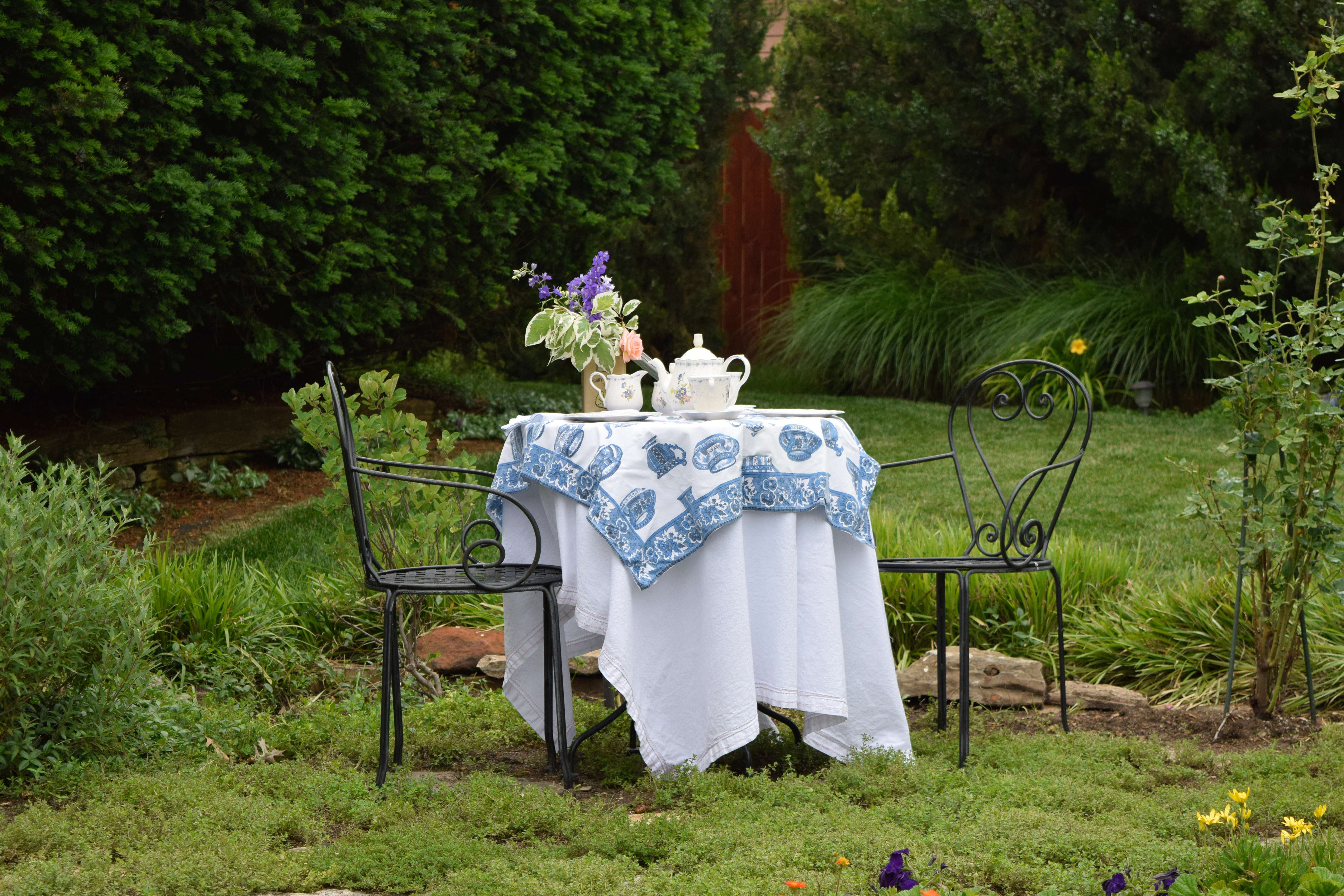 Jane Austen Tea Garden - Photo, Sadie Suenram