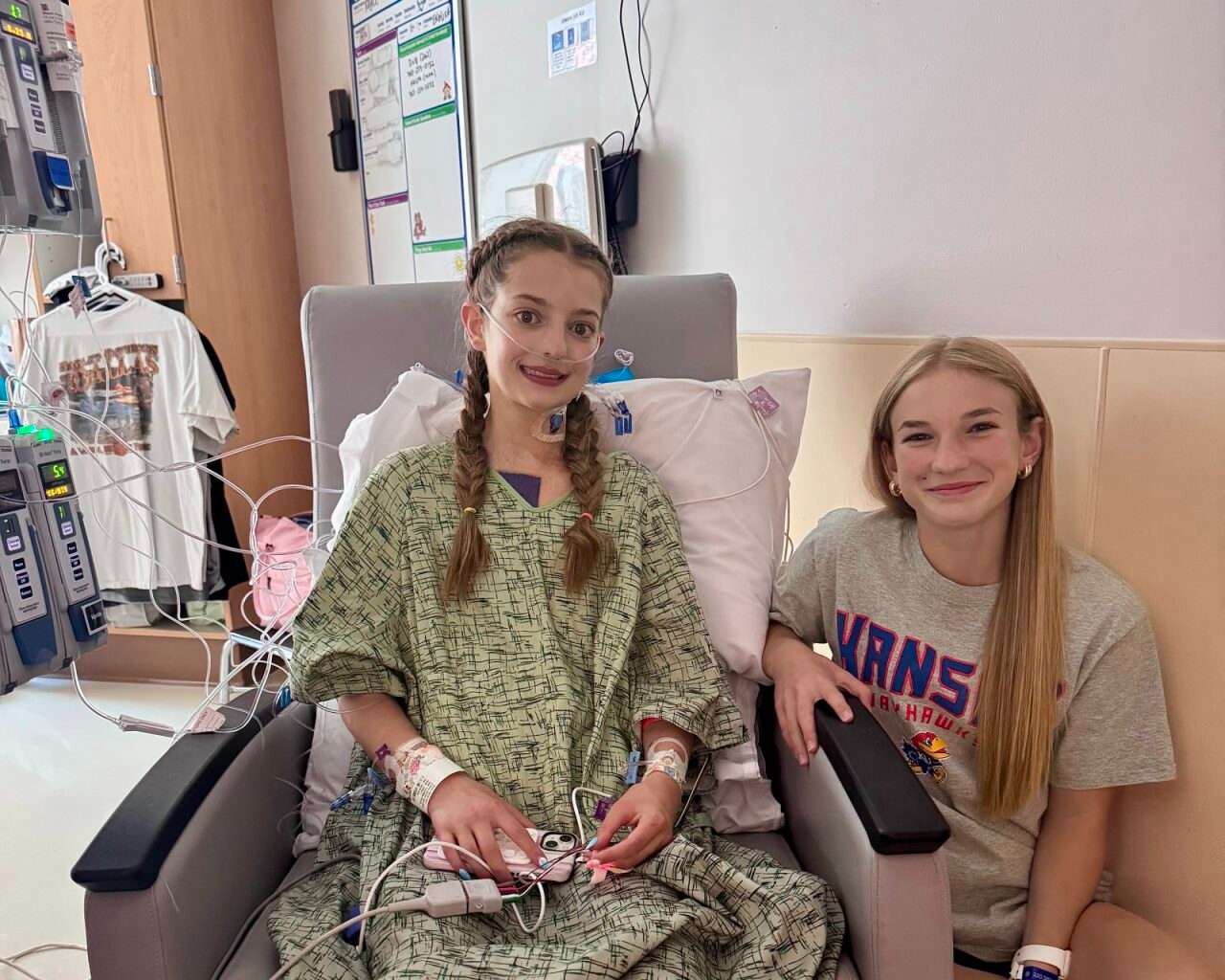 Kaylee Stuart and her sister three days after her heart transplant surgery. Courtesy photo.